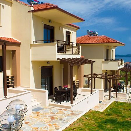 Ianthi Maisonettes Nea Roda Exterior foto