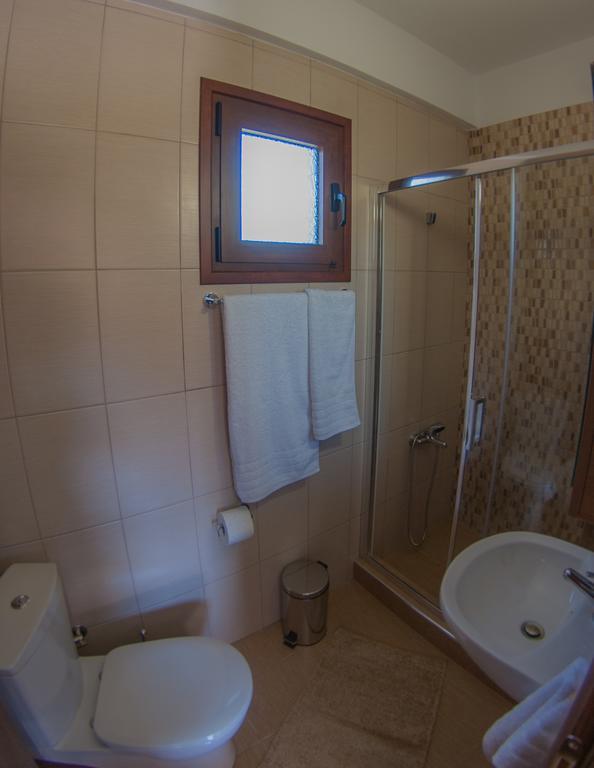 Ianthi Maisonettes Nea Roda Exterior foto