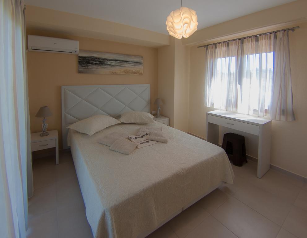 Ianthi Maisonettes Nea Roda Exterior foto