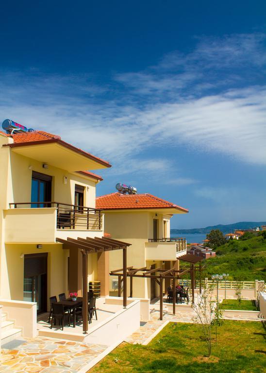 Ianthi Maisonettes Nea Roda Exterior foto